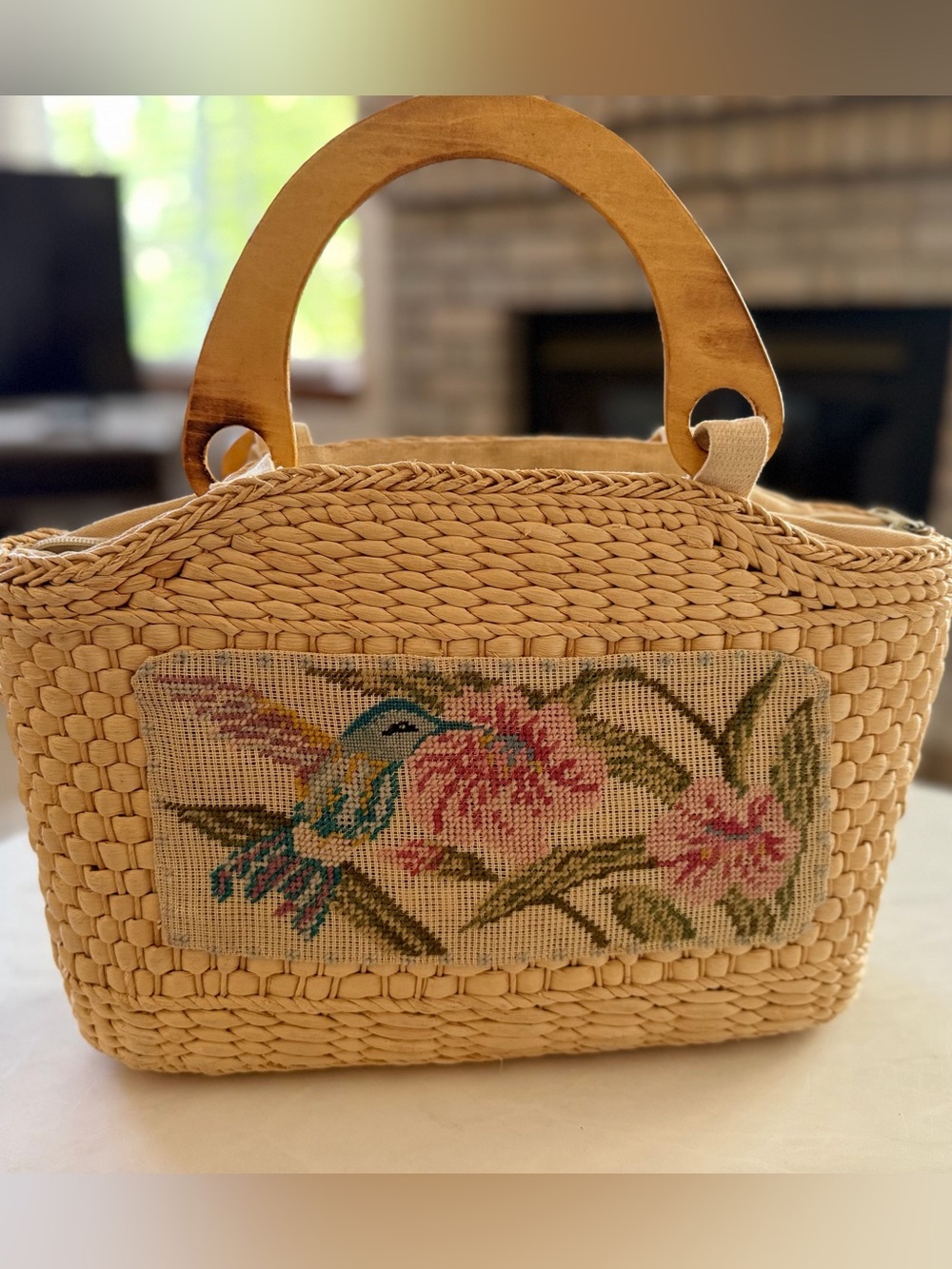 VTG Beach Summer Boho Straw Bag w/ Wooden Handles, Embroidered Floral Hippie